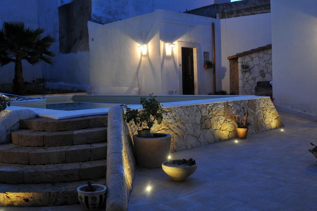 Morfeo Charming Rooms & Relax Avola Extérieur photo